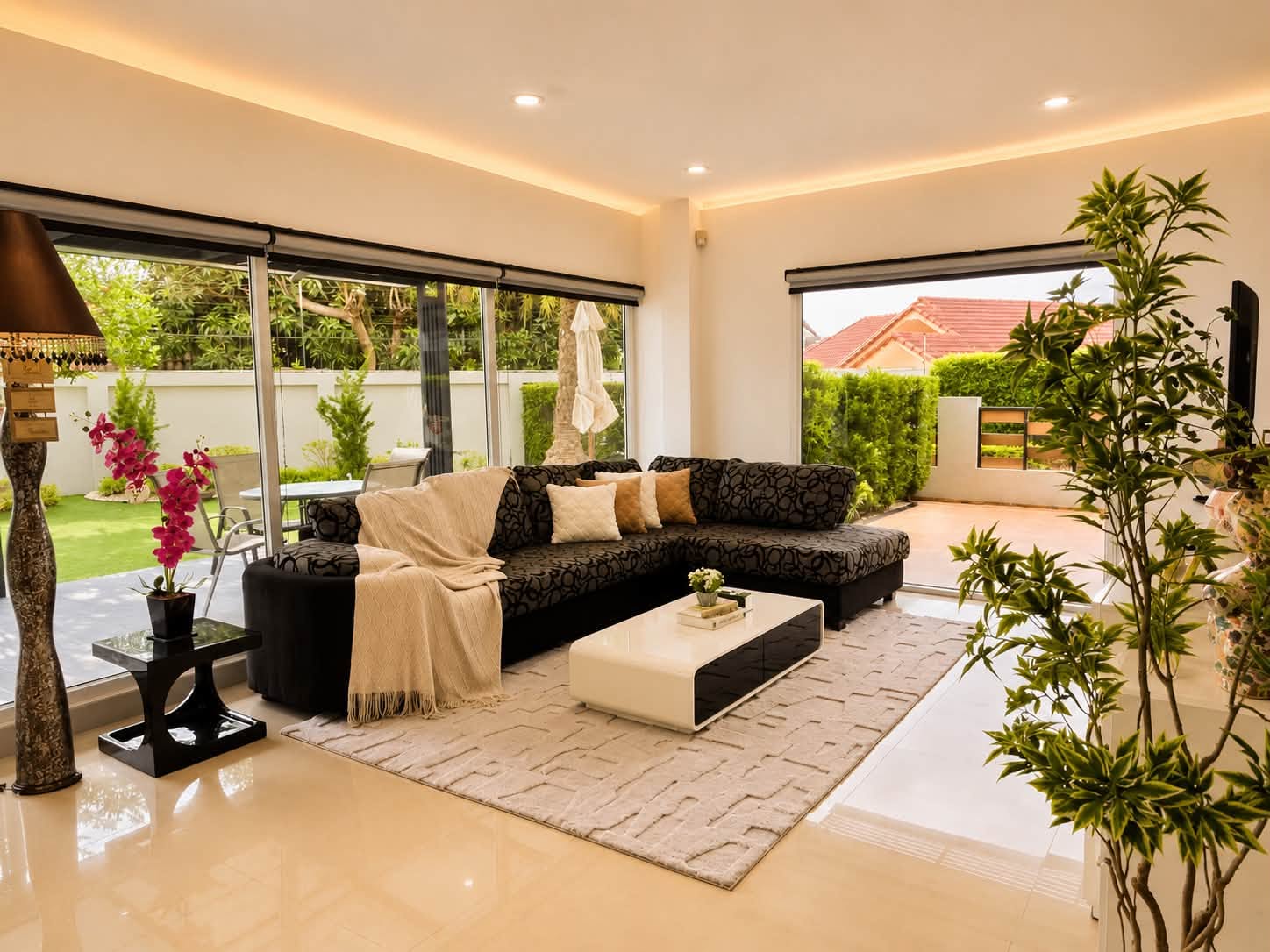 PRIVATE POOL HOUSE FOR RENT – PATTA VILLAGE
