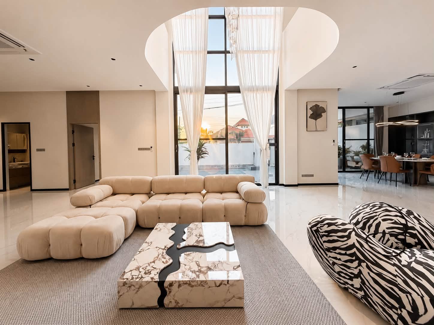 RAND NEW MODERN POOL VILLA FOR RENT